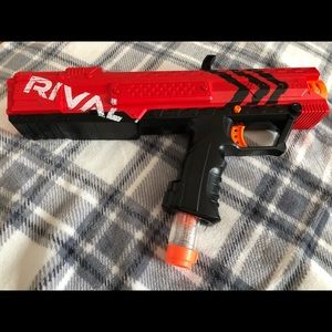 Nerf Rival Apollo XV-700 blaster